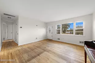 4 Jamaica Ave, Toms River Township, NJ 08753 - Photo 10