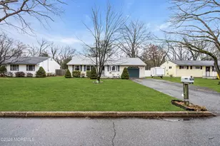 1317 Eisenhower St, Lakewood, NJ 08701 - Photo 4