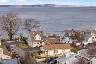 104 Roosevelt Ave, Laurence Harbor, NJ 08879 - Photo 2