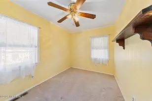 104 Roosevelt Ave, Laurence Harbor, NJ 08879 - Photo 12