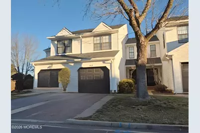 152 Chestnut Way #15-2, Englishtown, NJ 07726 - Photo 1