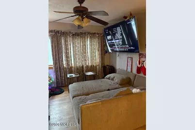 243 Lakewood Avenue, Berkeley, NJ 08721 - Photo 2