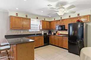 52 Canterbury Ln, Toms River Township, NJ 08757 - Photo 10