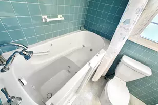 161A Parkway Dr, Freehold, NJ 07728 - Photo 18