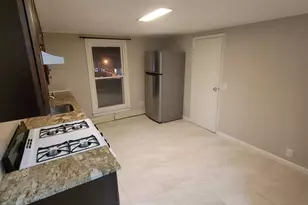 38 Main St, Keyport, NJ 07735 - Photo 4