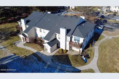 455 Hawthorne Place, Morganville, NJ 07751 - Photo 18