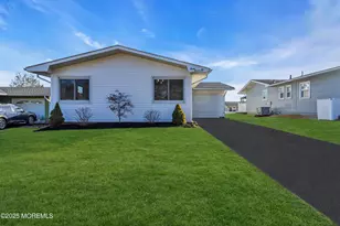 37 Central Blvd, Brick, NJ 08724 - Photo 2