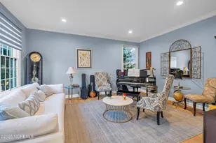 21 Old Queens Ct, Eatontown, NJ 07724 - Photo 10