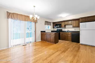 13 Mountain Ridge Dr, Cedar Grove, NJ 07009 - Photo 14