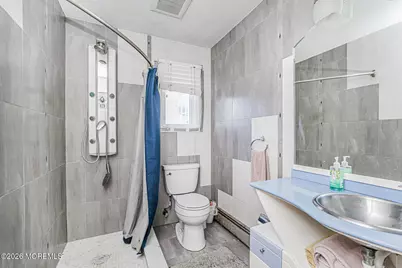 7 W Walnut Lane, Sayreville, NJ 08859 - Photo 20