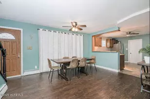 7 W Walnut Ln, Sayreville, NJ 08859 - Photo 4