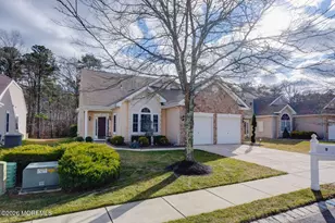 9 Blackmoor Dr, Jackson, NJ 08527 - Photo 2