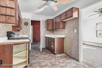 108 W Concourse, Keyport, NJ 07735 - Photo 12