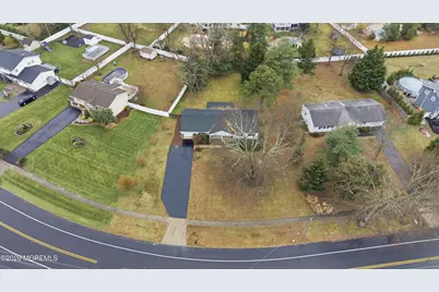 35 Pease Road, Manalapan Township, NJ 07726 - Photo 38