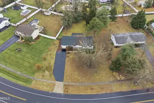 35 Pease Rd, Manalapan Township, NJ 07726 - Photo 38