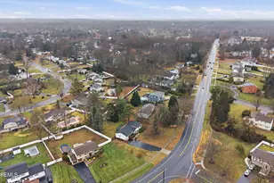 35 Pease Rd, Manalapan Township, NJ 07726 - Photo 40