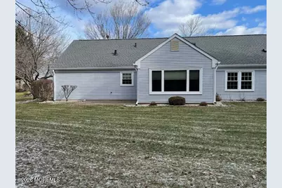 718 Victoria Court #718A, Monroe Township, NJ 08831 - Photo 16