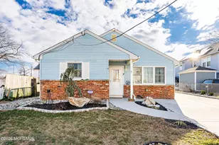 40 Seabreeze Way, Keansburg, NJ 07734 - Photo 1