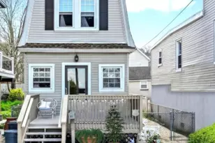 61 5th St, Highlands, NJ 07732 - Photo 2