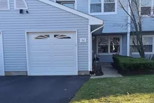 36 Upperbrook Ct, Sayreville, NJ 08859 - Photo 2