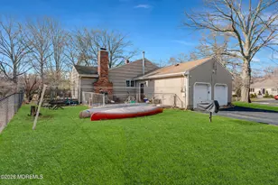 2 Robert Pl, Ocean Twp, NJ 07712 - Photo 8