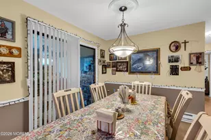 229 Medford Ct, Manalapan Township, NJ 07726 - Photo 10