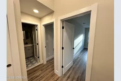 888 State Route 35, Laurence Harbor, NJ 08879 - Photo 10