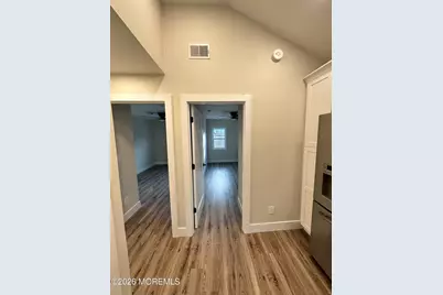 888 State Route 35, Laurence Harbor, NJ 08879 - Photo 20