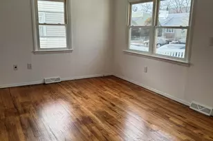 174 Seabreeze Way, Keansburg, NJ 07734 - Photo 2