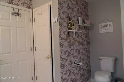 70 Rosewood Drive, Lakewood, NJ 08701 - Photo 18