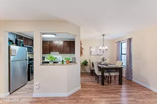 1403 Violet Ln, Jackson, NJ 08527 - Photo 8