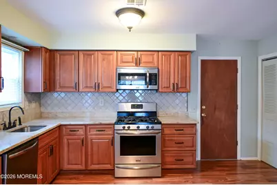 15 Chateux Lane, Toms River Township, NJ 08757 - Photo 2