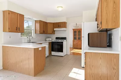 385 Maryland Avenue, Bayville, NJ 08721 - Photo 14