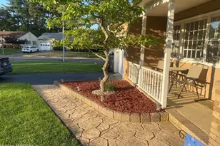 1 Cambridge Ct, Toms River Township, NJ 08757 - Photo 4