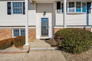 360 Colonial Dr, Toms River Township, NJ 08753 - Photo 6