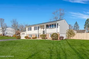 360 Colonial Dr, Toms River Township, NJ 08753 - Photo 4