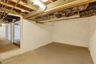 55 E Front St, Keyport, NJ 07735 - Photo 30