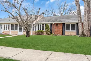 402 Picardy Ct, Lakewood, NJ 08701 - Photo 40