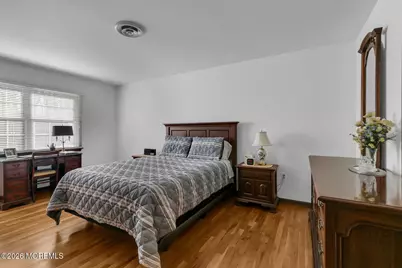 32 Glen Oak Drive, Middletown, NJ 07748 - Photo 20