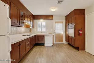 699A Plymouth Dr, Lakewood, NJ 08701 - Photo 8