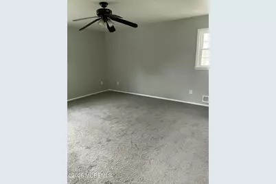 52 Yorke Court, Freehold, NJ 07728 - Photo 6