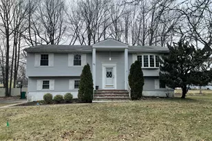 52 Yorke Ct, Freehold, NJ 07728 - Photo 1