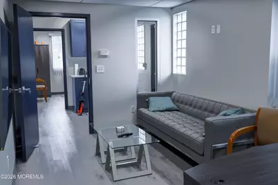 231 E 1st Avenue, Roselle, NJ 07203 - Photo 4