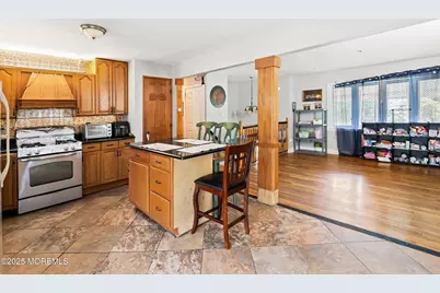 40 Brookwood Parkway, Jackson, NJ 08527 - Photo 2