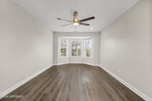 186 Tulip Ln, Freehold, NJ 07728 - Photo 16