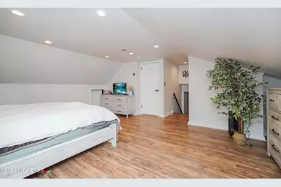 13 Bartle Road, Franklin Township, NJ 08873 - Photo 16