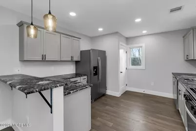 91 Locust Avenue, Red Bank, NJ 07701 - Photo 8