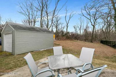 91 Locust Avenue, Red Bank, NJ 07701 - Photo 20