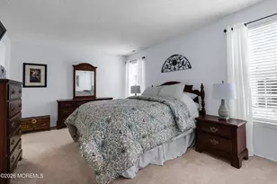 129 Tulip Ln, Freehold, NJ 07728 - Photo 18