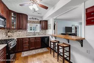 129 Tulip Ln, Freehold, NJ 07728 - Photo 6